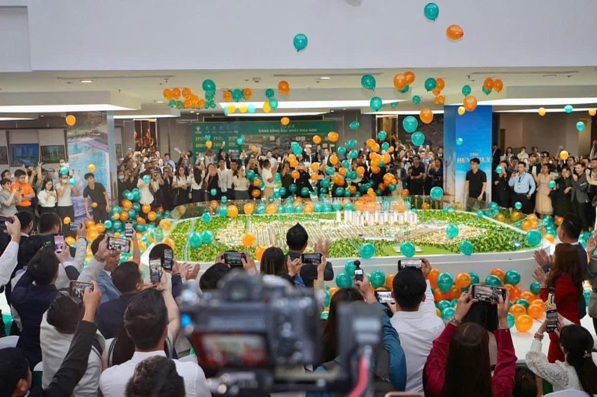 khai truong sa ban vinhomes green city